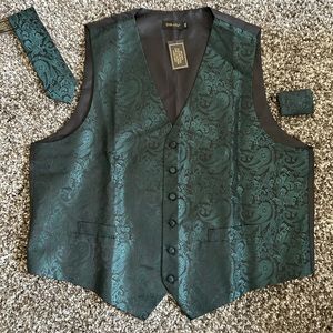 New Mens 4 Piece Paisley Set Green and Black:Vest,Tie, Clip, and Pocket Square
